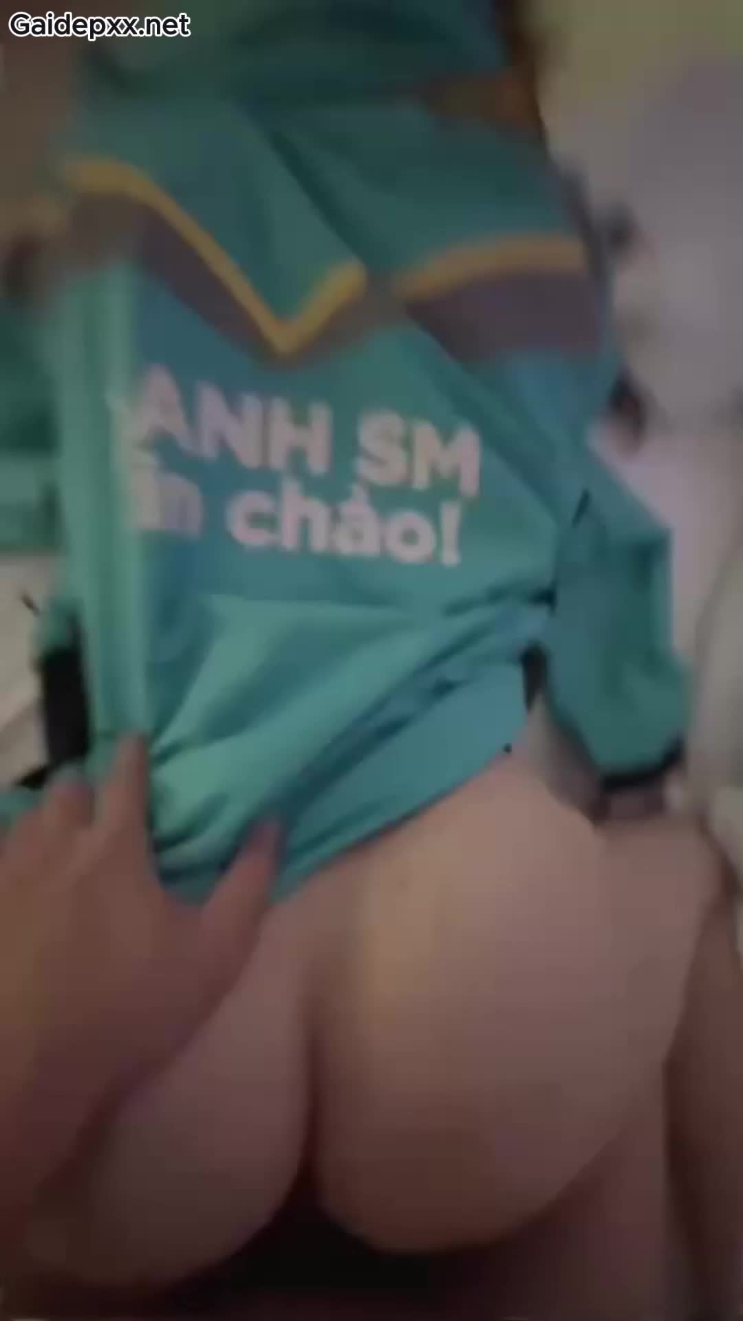 Địt Tài Xế Nữ Xanh Sm Mông To
